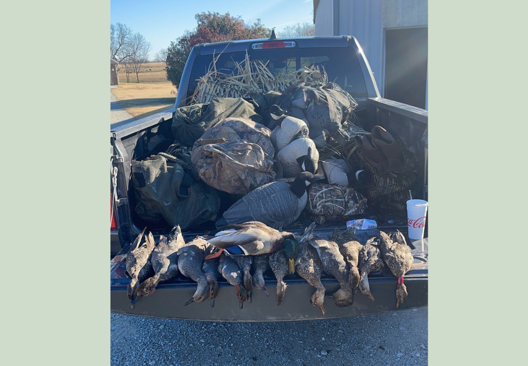 Killer Waterfowl Lease w House in Pottawatomie County 530 acres with 5 ponds - Sandpit