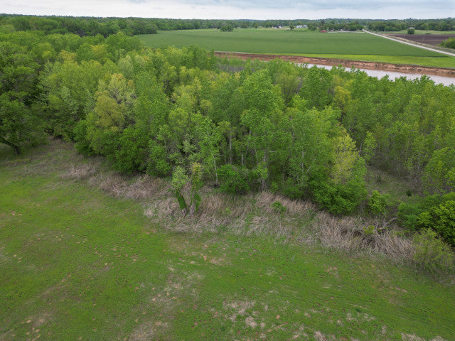 Great Waterfowl/Deer on 115 Acres in Pottawatomie County- Econtuchka River