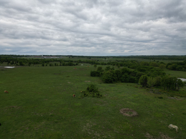 Hughes County Whitetail Hunting on this 335 acres Hunting Lease - Prison Place