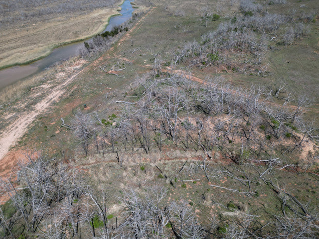 A great 160 acres on the River in Dewey County - RiverT